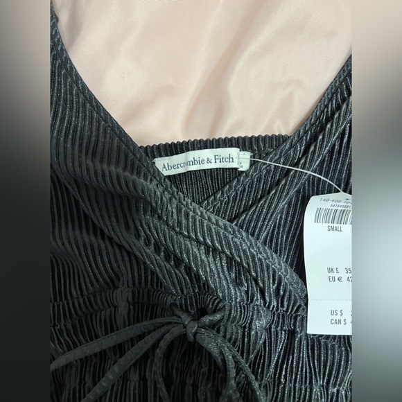 ABERCROMBIE Pleated Satin Cami Top, Size S - Picture 4 of 4